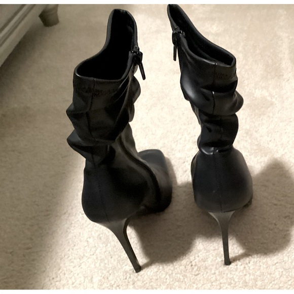 🆕🔥FASHION NOVA GORGEOUS BLACK(HUDSON)STYLE ZIPPER UP(SIDE)FACTORY DESIGN NWT - Picture 7 of 10